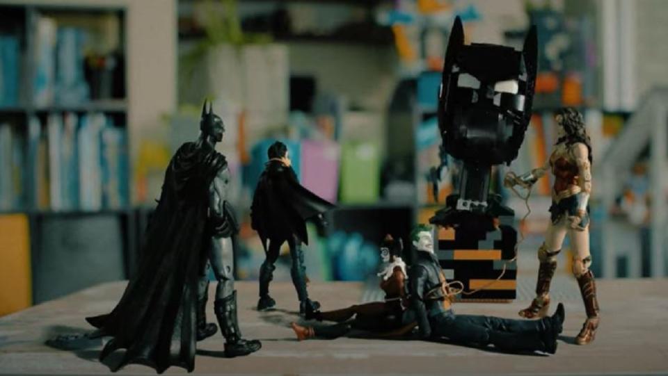 DC action figures come to life in stop-motion short "We Are Batman." 