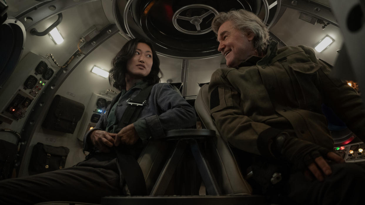  Mari Yamamoto and Kurt Russell in Monarch: Legacy of Monsters. 