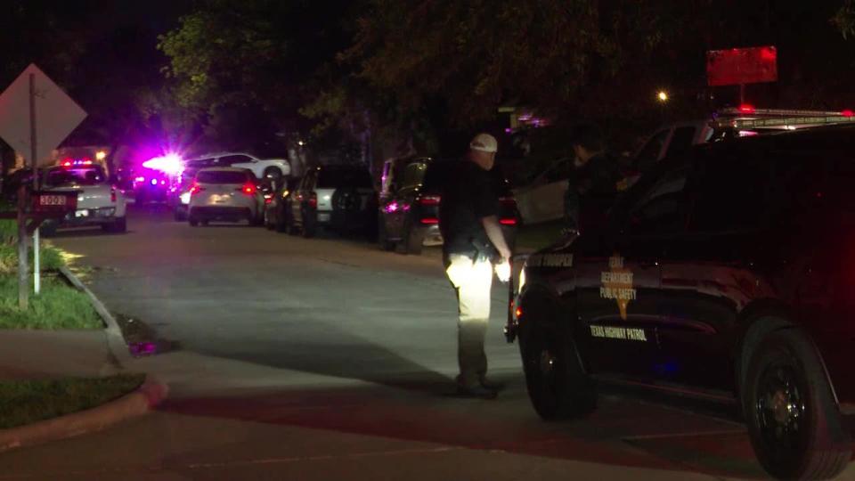 <div>A Houston police chase came to an end on Skypark.</div>