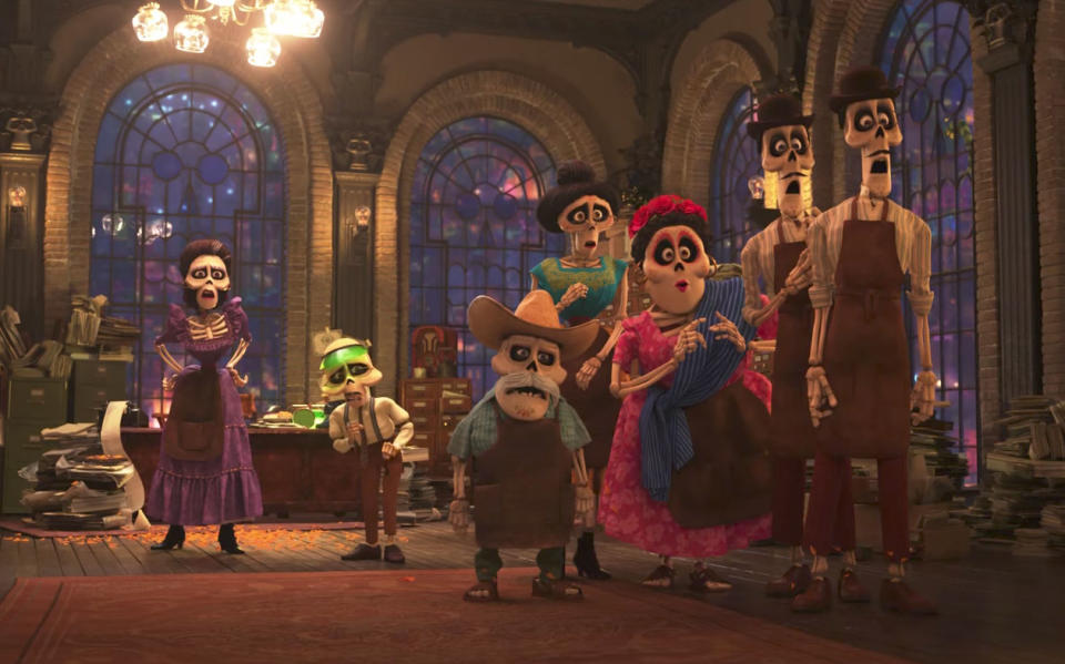 'Coco': Miguel meets his family (Disney Pixar)