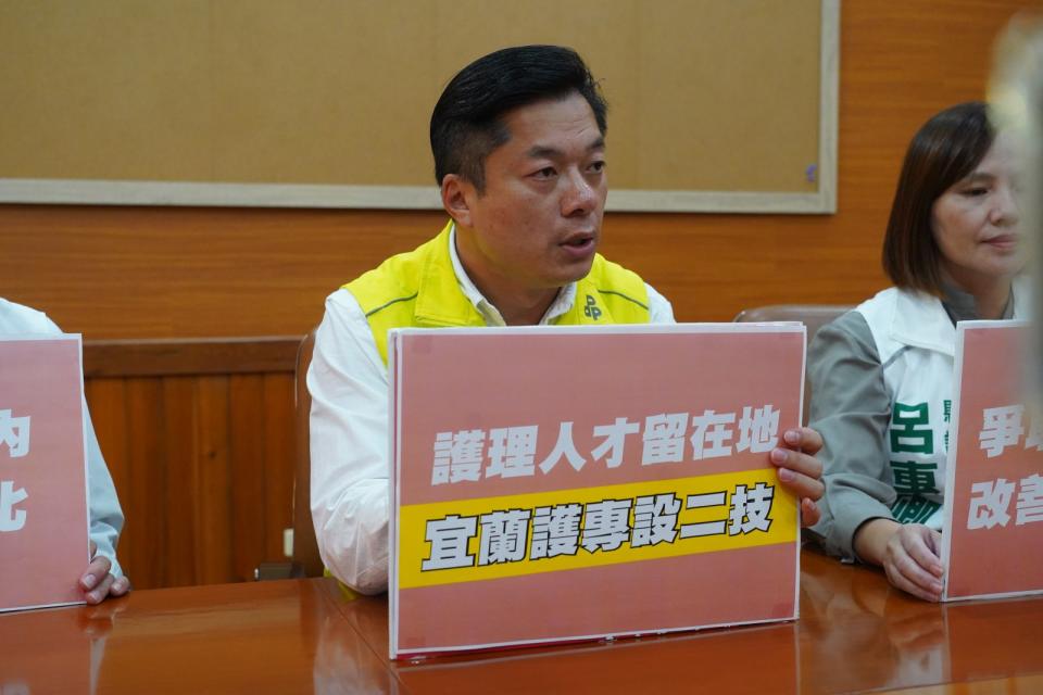 民進黨宜蘭立委候選人陳俊宇拋陽交大醫學院遷校 護專增設二技培育人才議題。林泊志攝