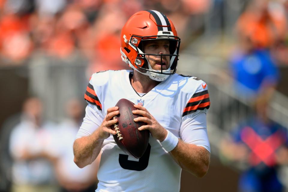 Browns quarterback Case Keenum looks to throw during the first half of a preseason game against the Giants, Sunday, Aug. 22, 2021, in Cleveland. (AP Photo/David Richard)