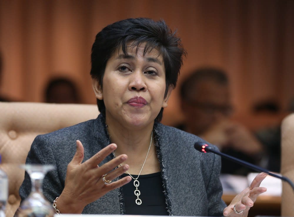 Bank Negara Governor Datuk Nor Shamsiah Mohd Yunus speaking at the third quarter Bank Negara report presentation in Kuala Lumpur November 16, 2018. — Picture by Razak Ghazali