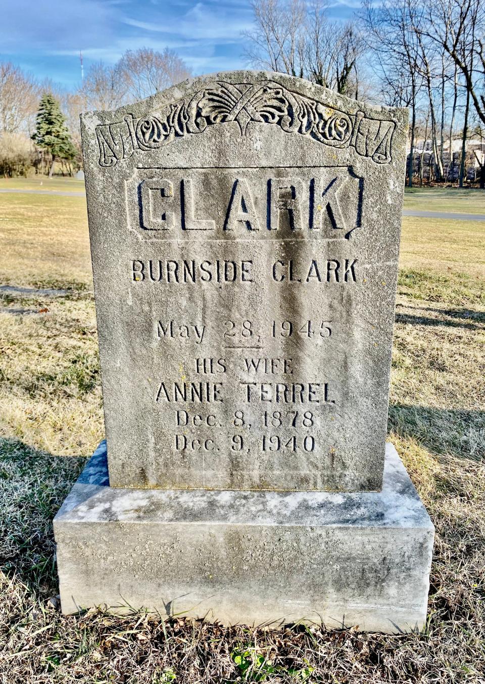 Grave of Burnside Clark (1875-1945) in Rose Hill Cemetery.