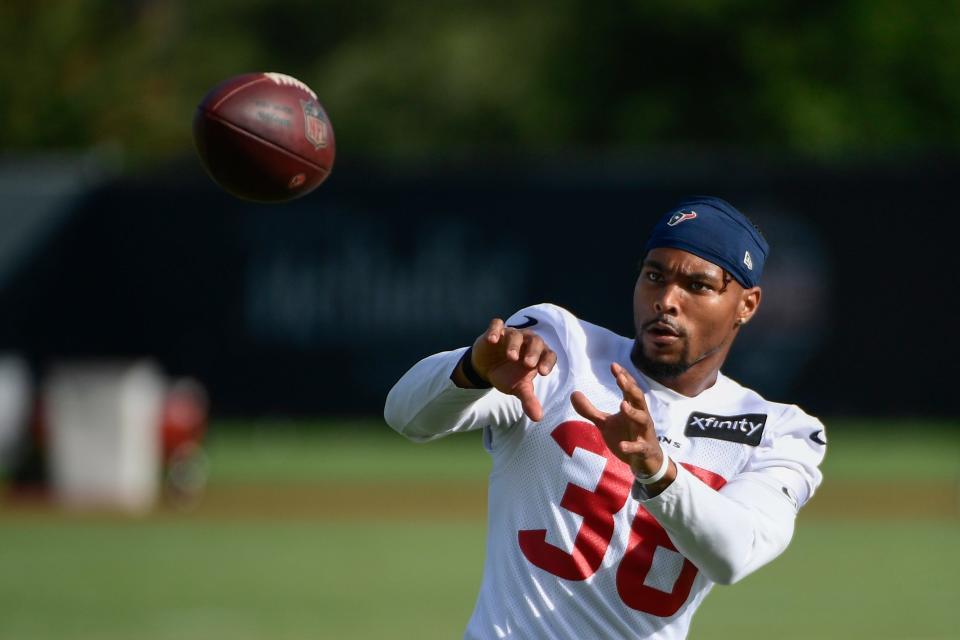 Houston Texans defensive back Jonathan Owens, pictured here during practice on Saturday, July 31, 2021, spoke out about watching girlfriend Simone Biles struggle during the Olympics.