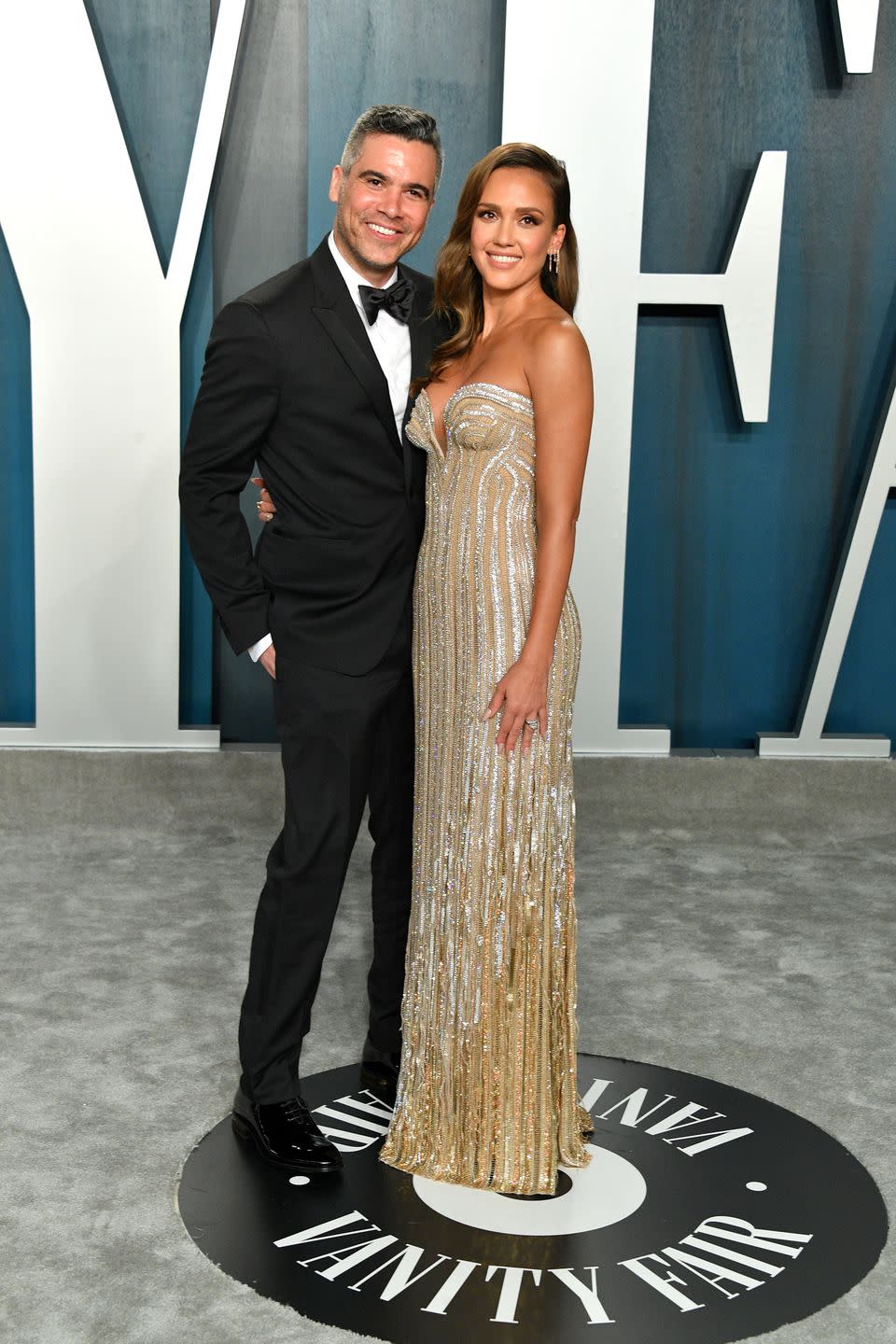 <p>Cash Warren and Jessica Alba at the Vanity Fair Oscars afterparty.</p>