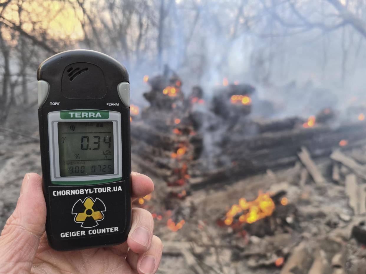 Geiger counter shows increased radiation level in exclusion zone around Chernobyl: AP