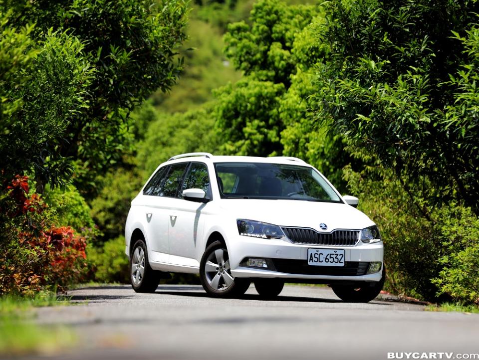 面面俱到的空間魔術師 Škoda Fabia Combi 1.2TSI