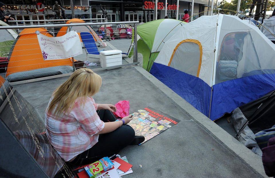 Fans Line Up For The Premiere Of "The Twilight Saga: Breaking Dawn - Part 1" At The Nokia Plaza