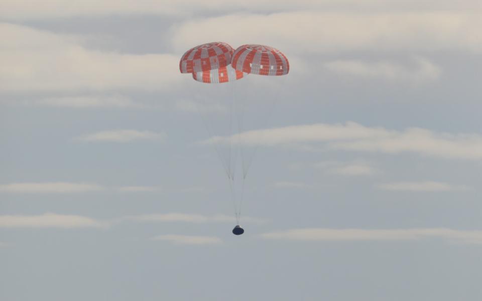 Orion capsule return