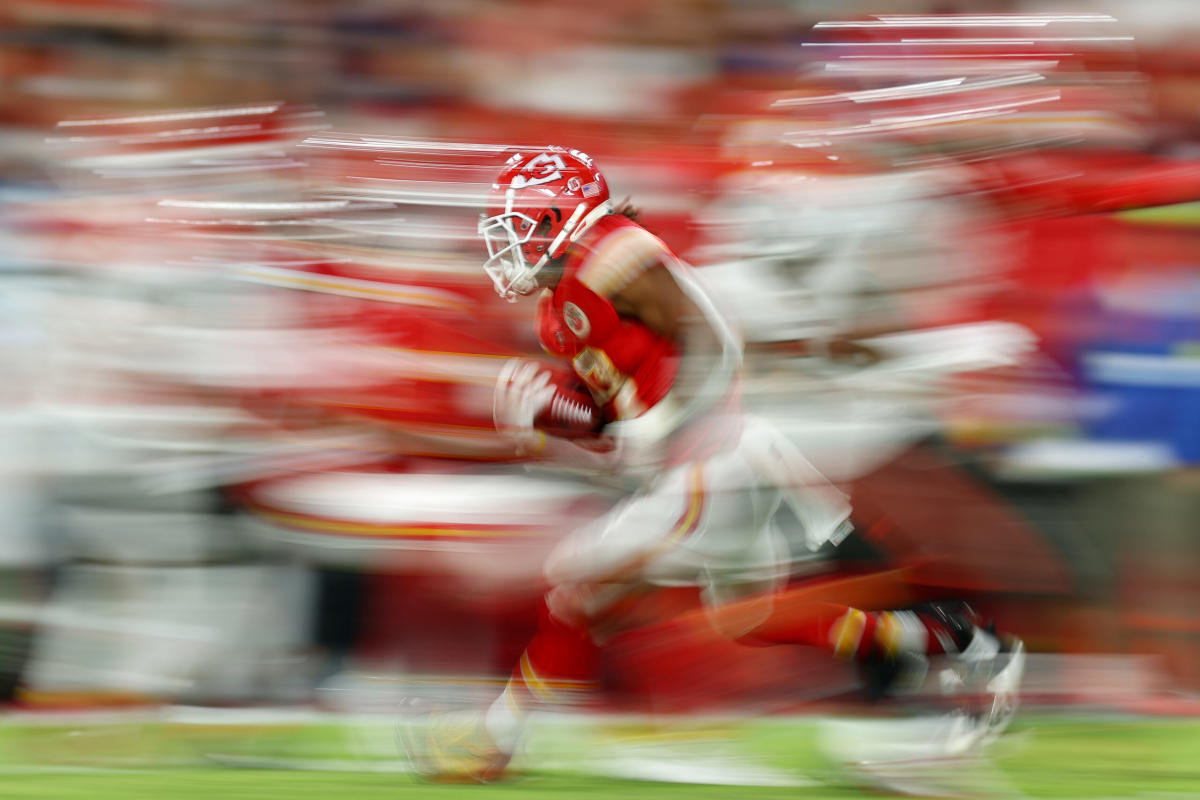 Isiah Pacheco wears Rutgers sweatshirt at KC Chiefs parade 2023