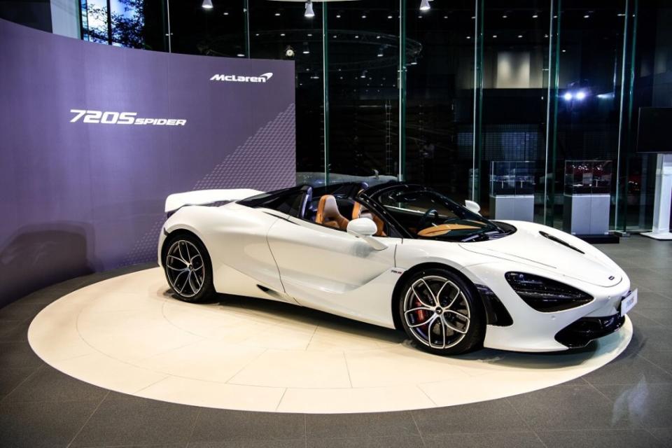 mclaren-720s-spider-1768