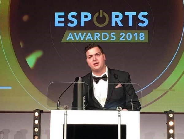 Jacob Wolf曾獲得2018 Esports Awards電競大獎「年度最佳電競記者」殊榮。   圖：翻攝自Esports Award