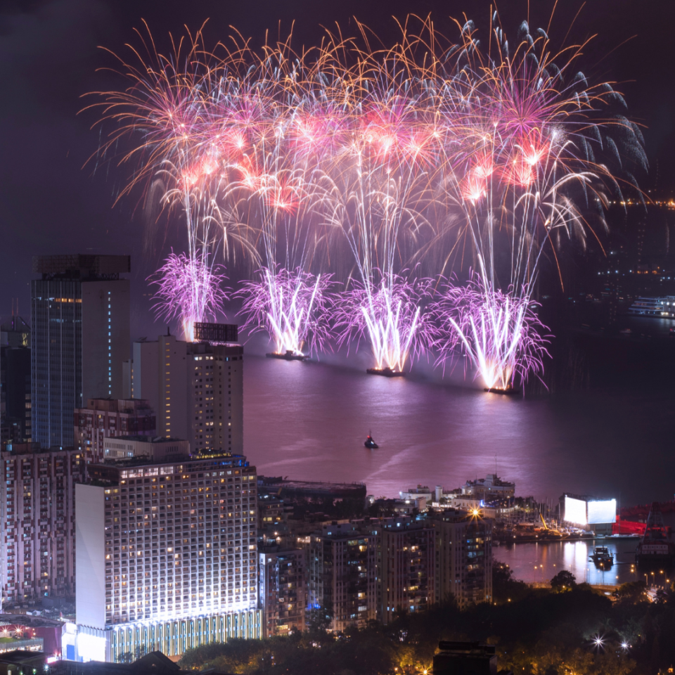 國慶煙花2024｜銅鑼灣柏寧酒店煙花匯演DJ派對！空中花園俯瞰精彩煙花、2小時暢飲啤酒／紅白酒