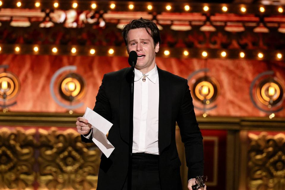 jonathan groff, tony awards