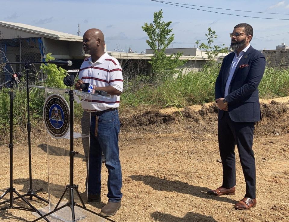 Jackson Public Works Director Marlin King speaks about what to expect from the water pipe project in South Jackson on Thursday, May 19, 2022. He was joined by Mayor Chokwe Antar Lumumba, Interim City Engineer Robert Lee and representatives from engineering firm Neel-Schaffer.