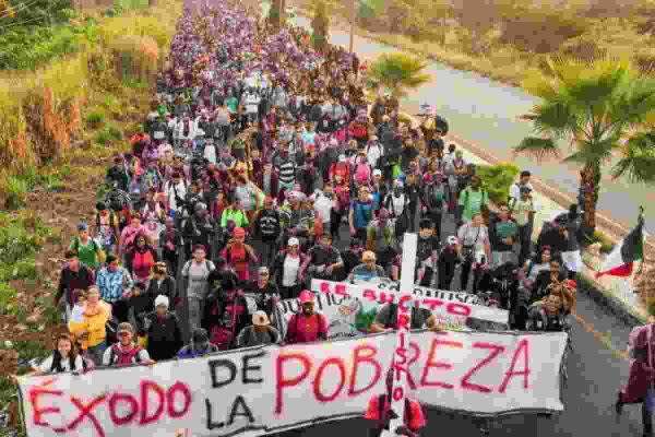 caravana migrante sale de Chiapas