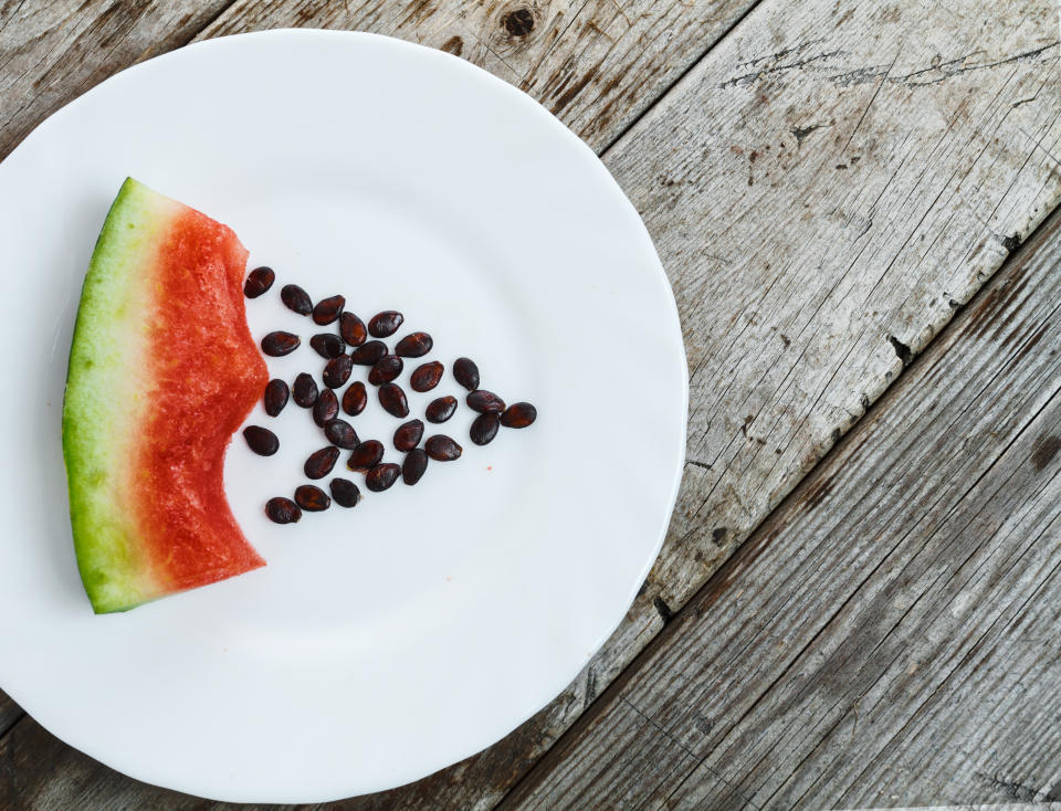 Kerne der Wassermelone - mitessen oder nicht? 