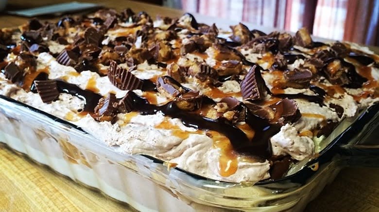 Ice cream lasagna in dish