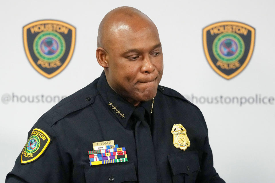 Troy Finner speaks to the media (Karen Warren / Houston Chronicle via Getty Images file)