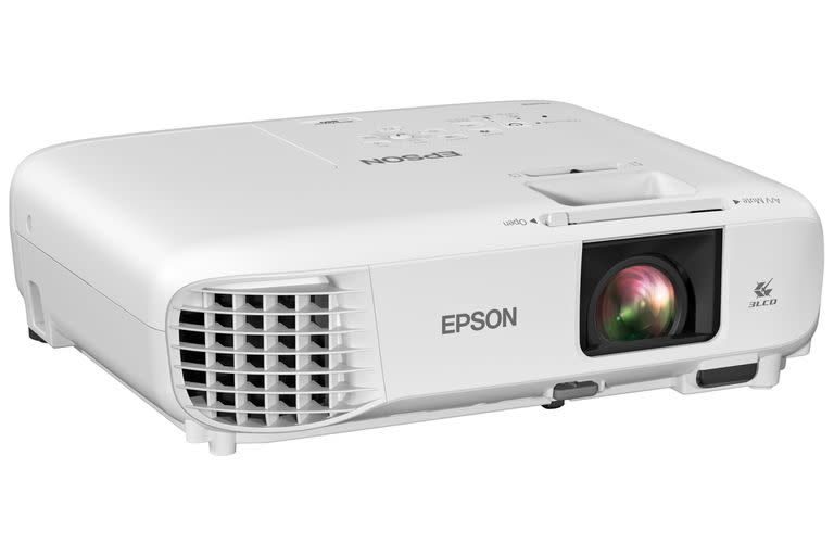 Videoproyector. Ideal para regalar a mamás cinéfilas, el Home Cinema 880 de Epson permite ver series y películas en una gran pantalla con alta definición. Precio: 303.699 pesos