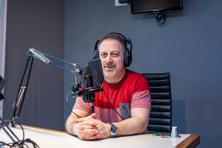 Lucio Di Matteo dirigirá la AM 770 y comienza allí su programa