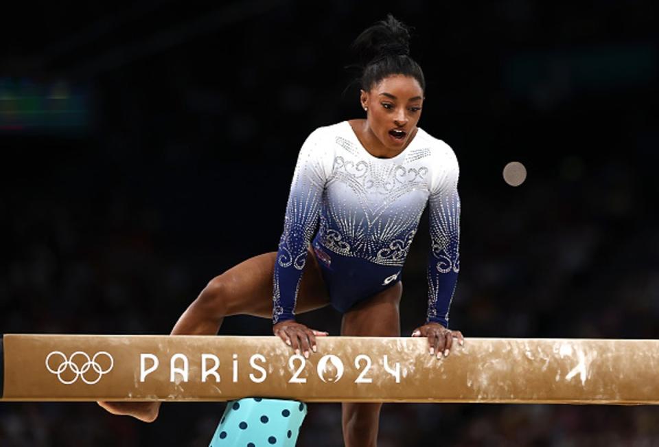 Simone Biles and Suni Lee call out ‘awkward’ lack of music during