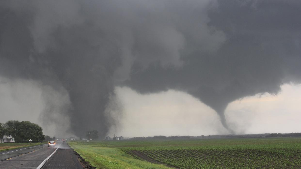 Two tornadoes touch down near Pilger, Nebraska June 16, 2014. (Reuters)