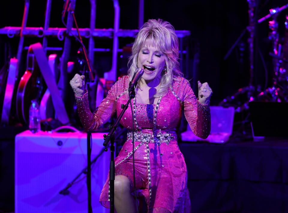 Dolly Parton on stage