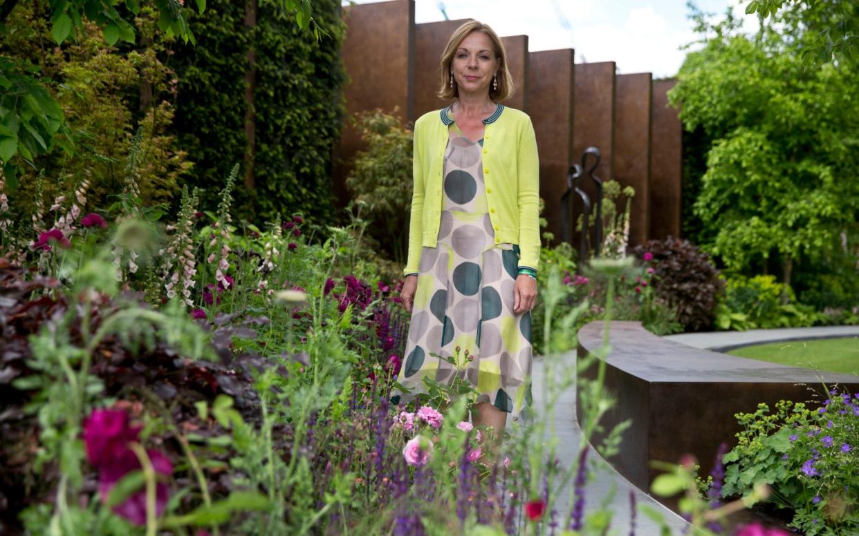 Going for gold: designer Jo Thompson is now offering a subscription service of bulbs to give gardens quick colour  - Heathcliff O'Malley