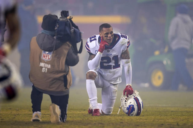 NFL Playoffs: Buffalo Bills vs. New Kansas City Chiefs game photos