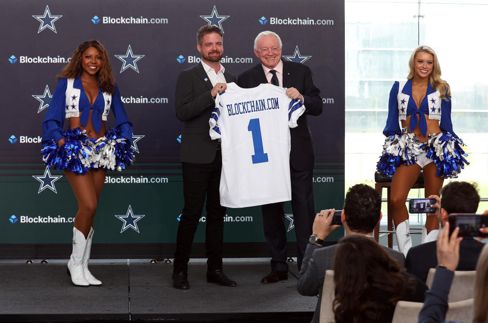 jerry jones blockchain com