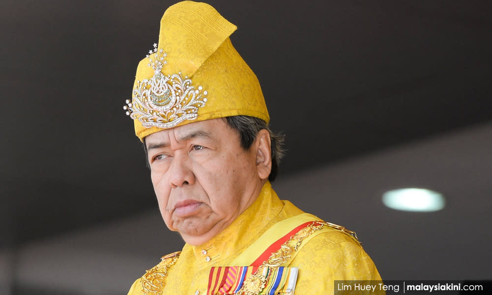 S'gor sultan: I can't hide my sadness and disappointment over political turmoil
