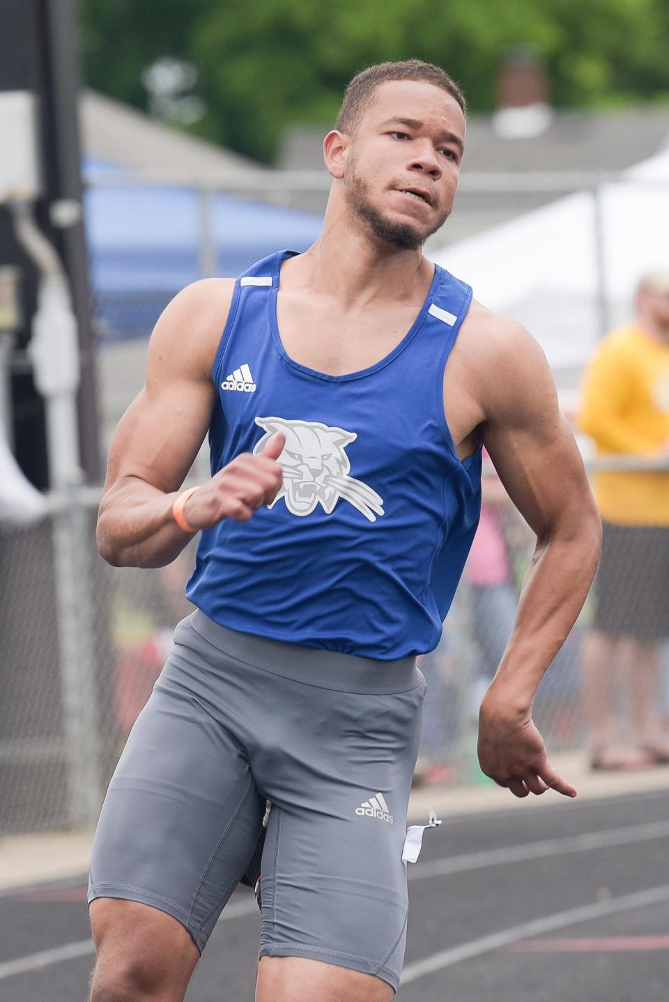 Cambridge’s Jonah Stanberry took fourth place in the boys 200 meter race with a time of 22.55 at the Division II regional track meet held at Chillicothe High School’s Obadiah Harris & Family Athletic Complex on Saturday, May 28, 2022, in Chillicothe, Ohio.