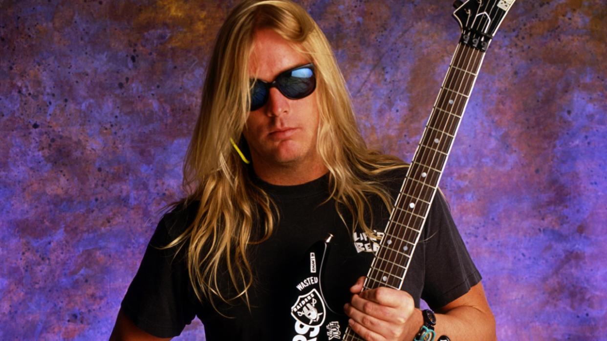  Jeff Hanneman 