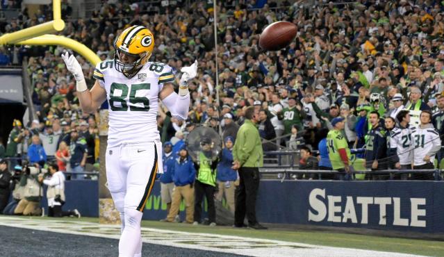 Packers to wear all-white 'Color Rush' uniforms on TNF vs. Titans