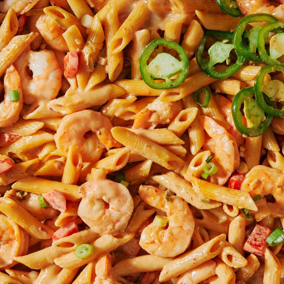 creamy chipotle shrimp pasta with jalapenos