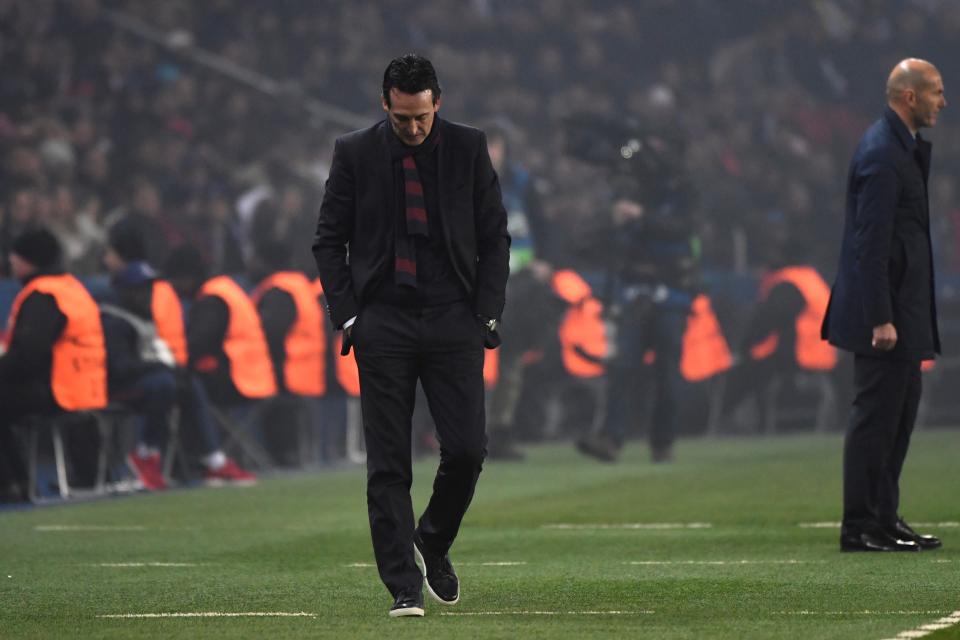 Emery qui baisse la tête