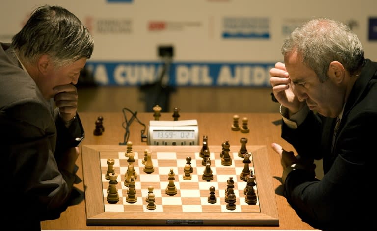 Kasparov and Karpov to compete 25 years later