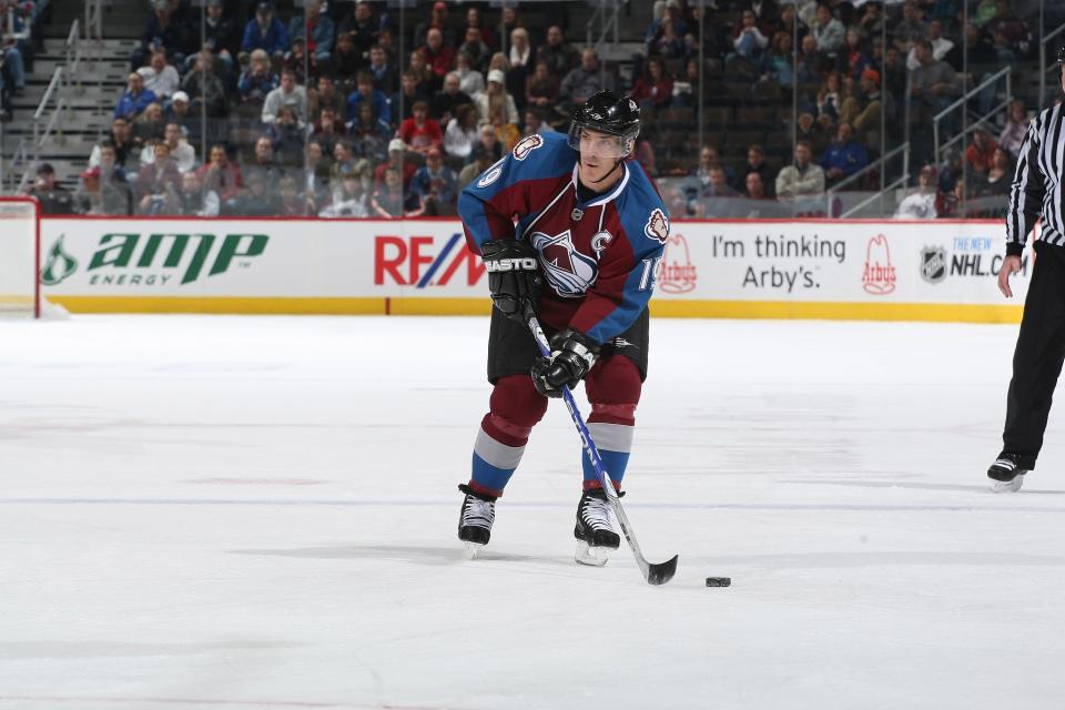 DENVER - OCTOBER 23: Joe Sakic #19 of the Colorado Avalanche skates against the Edmonton Oilers at the Pepsi Center on October 23 2008 in Denver, Colorado. The Avalanche defeated the Oilers 4-1. (Photo by Michael Martin/NHLI via Getty Images)