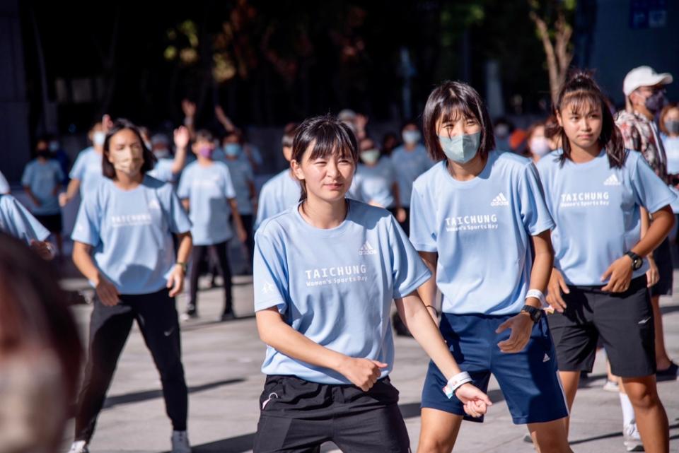 《圖說》運動局積極推展女性運動深獲肯定。