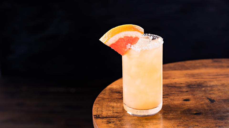 Paloma tequila cocktail grapefruit