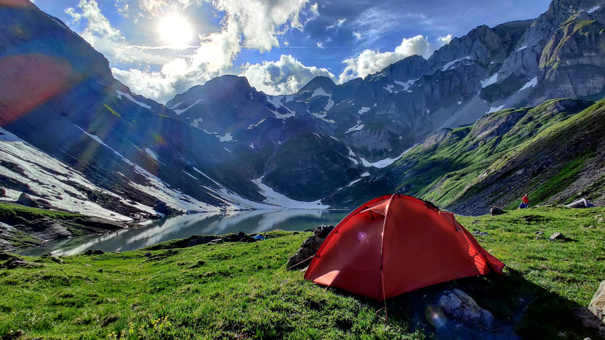  Wild camp by mountain lake 