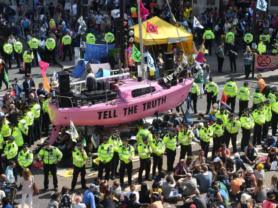 London protests: Police clear areas of central London as Extinction Rebellion stage Heathrow demonstration