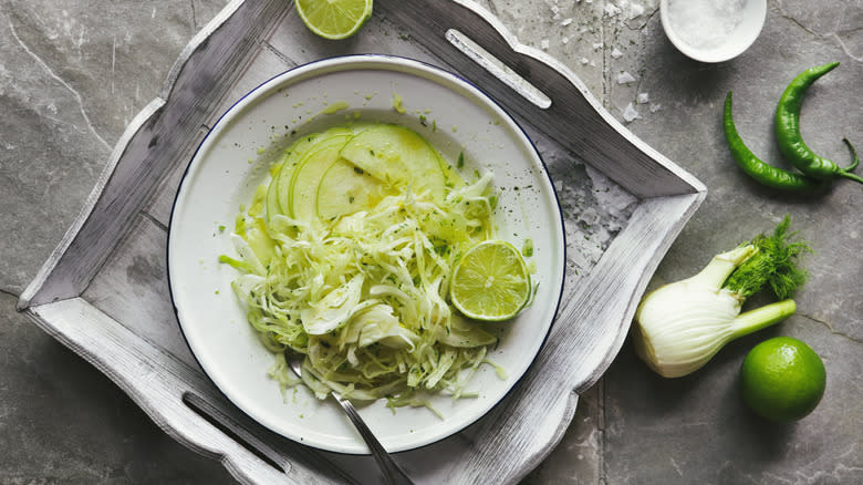 Coleslaw with apple and fennel