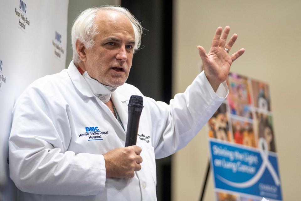 Dr. Lawrence MacDonald, chief of pulmonary medicine at Huron Valley Sinai Hospital, speaks to lung cancer patients and their families at Huron Valley Sinai Hospital in Commerce Township on Thursday, Nov. 17, 2022.
