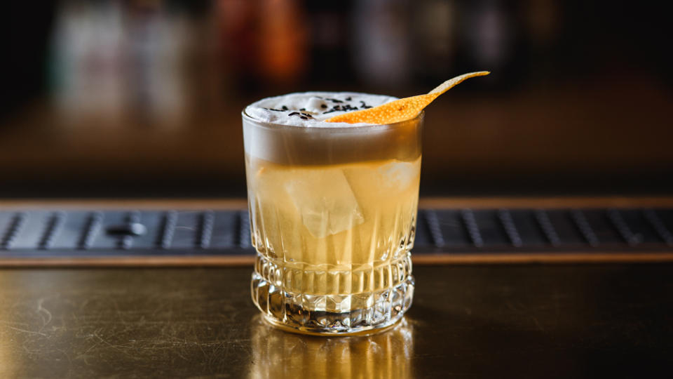 Whiskey Sour Rocks old fashioned glass lemon