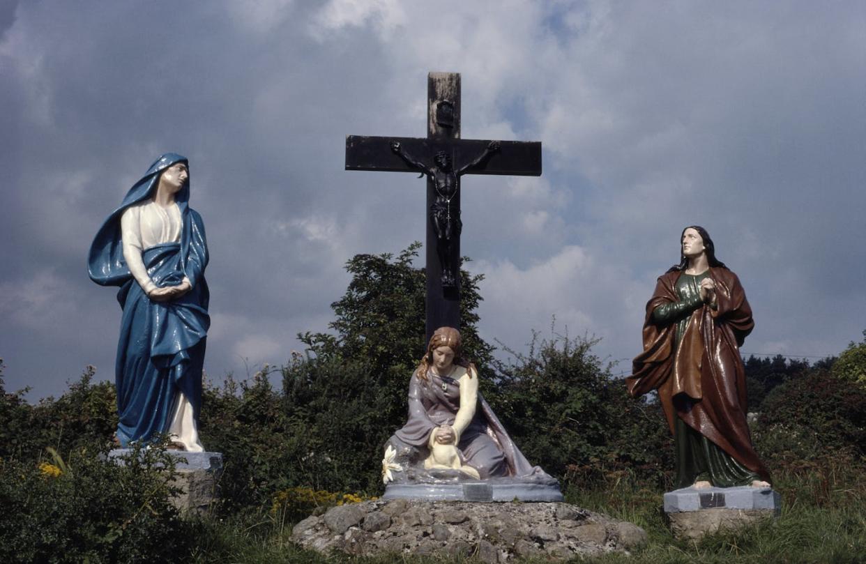 St. Brigid of Kildare's shrine in Faughart, County Louth, Ireland. <a href="https://www.gettyimages.com/detail/news-photo/one-of-irelands-patron-saints-st-brigid-of-kildares-shrine-news-photo/105767364?adppopup=true" rel="nofollow noopener" target="_blank" data-ylk="slk:(Photo by RDImages/Epics/ Hulton Archive via Getty Images;elm:context_link;itc:0;sec:content-canvas" class="link ">(Photo by RDImages/Epics/ Hulton Archive via Getty Images</a>