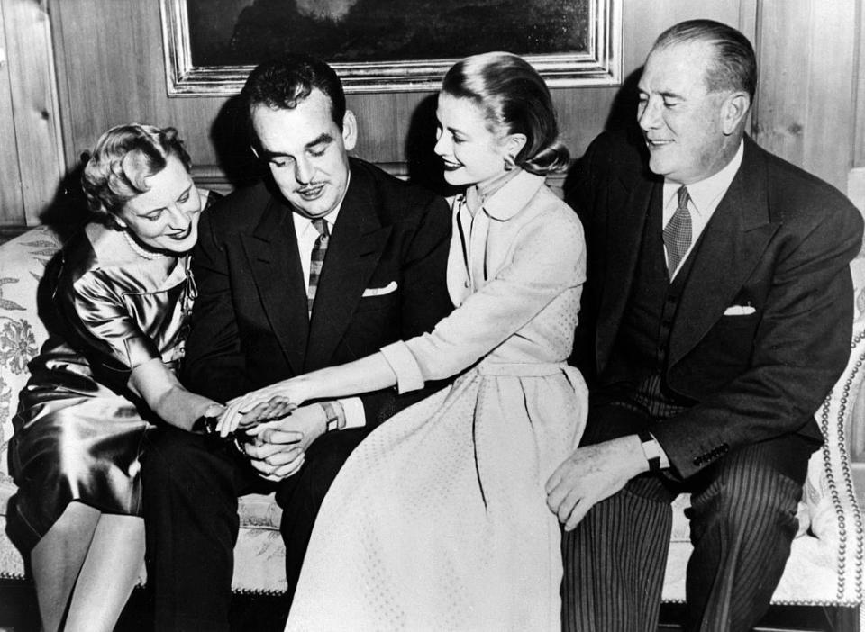 grace kelly prince of monaco show kelly's parents her engagement ring