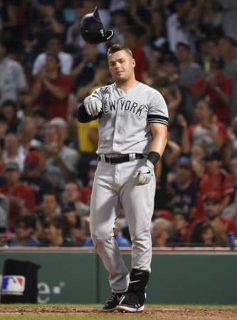 Luke Voit exits Yankees game with core muscle injury - Pinstripe Alley